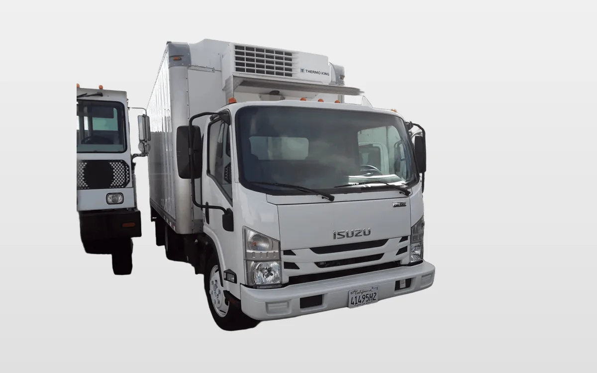 2018 Isuzu NQR - image 1