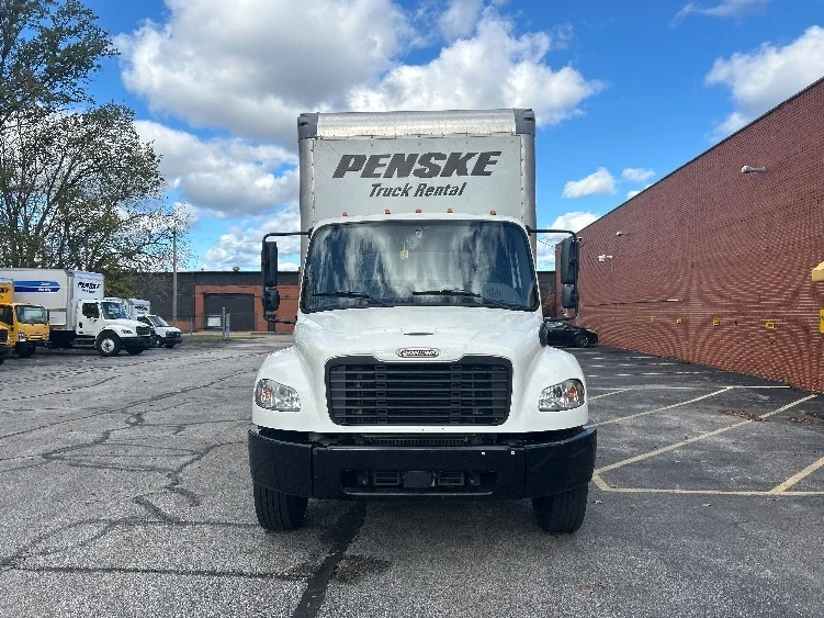 2022 Freightliner M2 106 in Middlefield, OH — photo 2