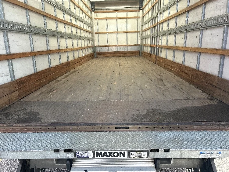 2022 Freightliner M2 106 in Middlefield, OH — photo 10