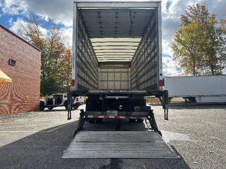 2022 Freightliner M2 106 in Middlefield, OH — photo 9