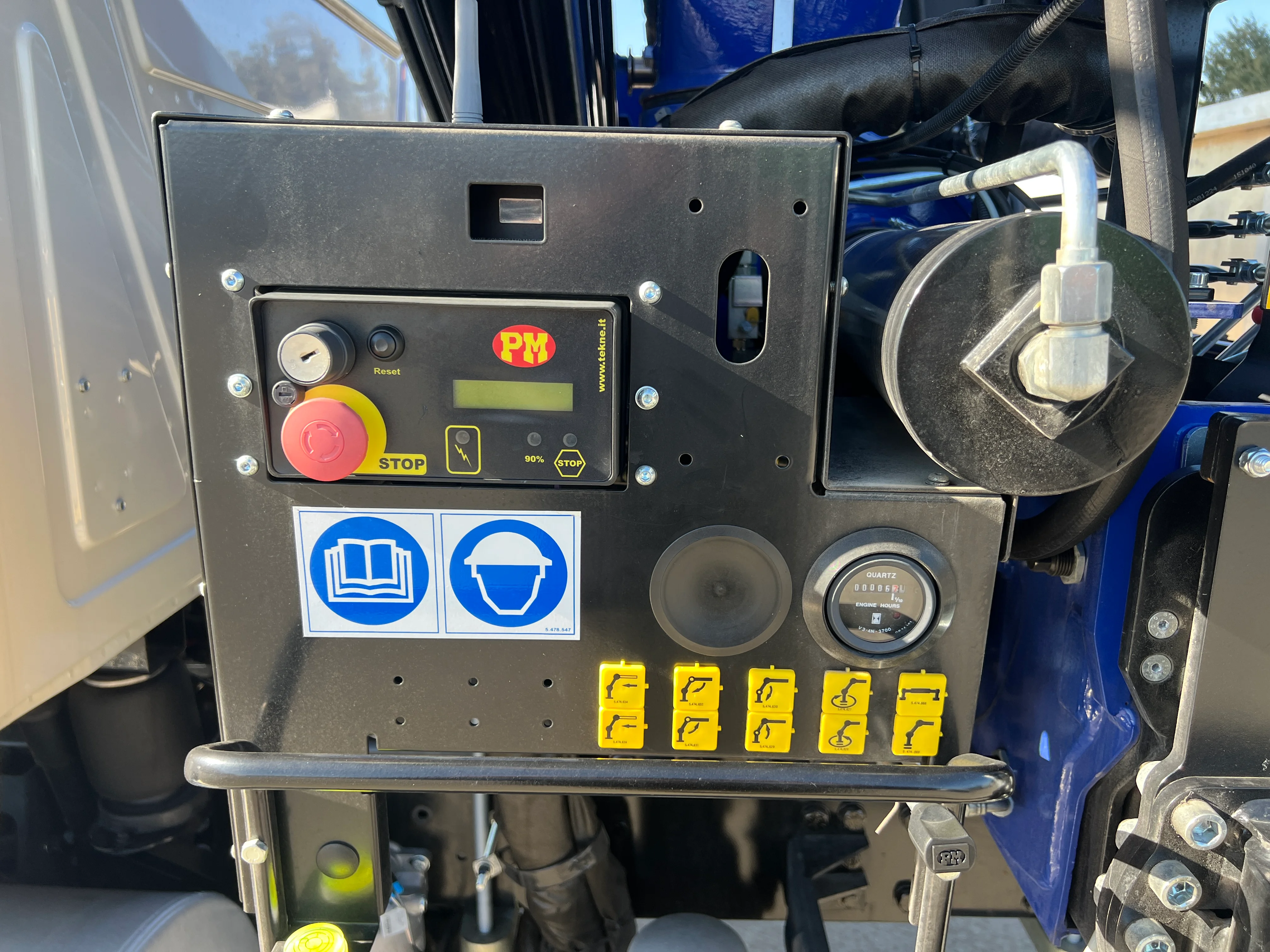 2025 Mack MD in Dallas I-20, TX — photo 7