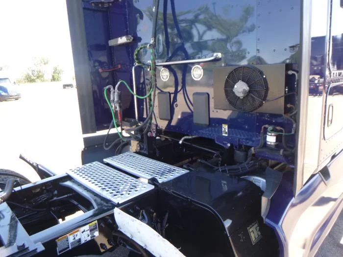 2022 Kenworth T680 — photo 38