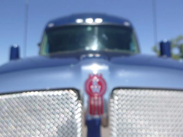 2022 Kenworth T680 — photo 11