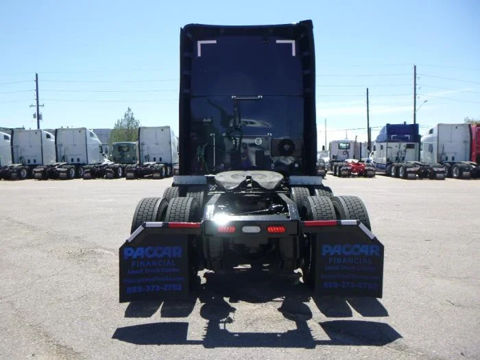 2022 Kenworth T680 — photo 5
