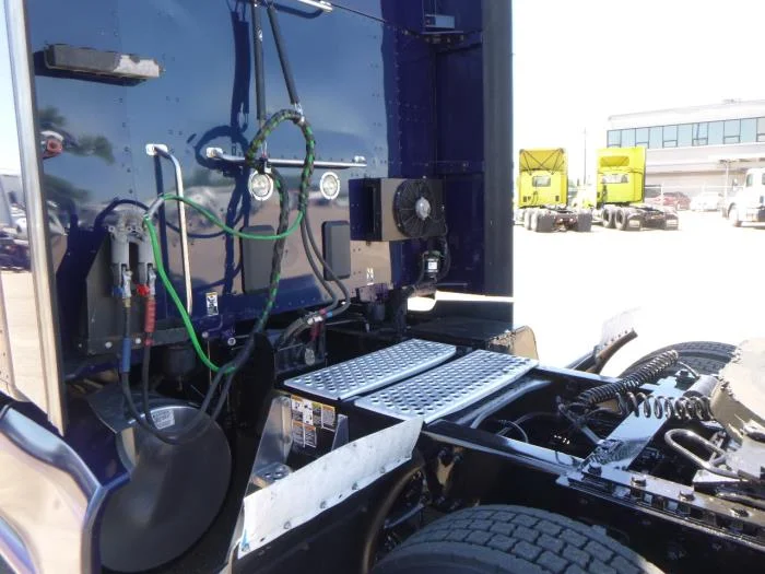 2022 Kenworth T680 — photo 33