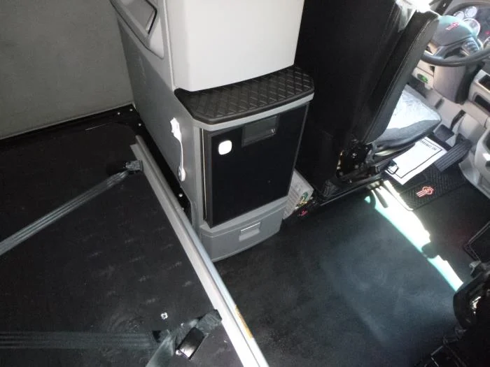 2022 Kenworth T680 — photo 23