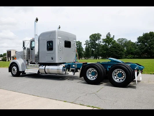 2027 Kenworth W900 in Little Rock, AR — photo 8
