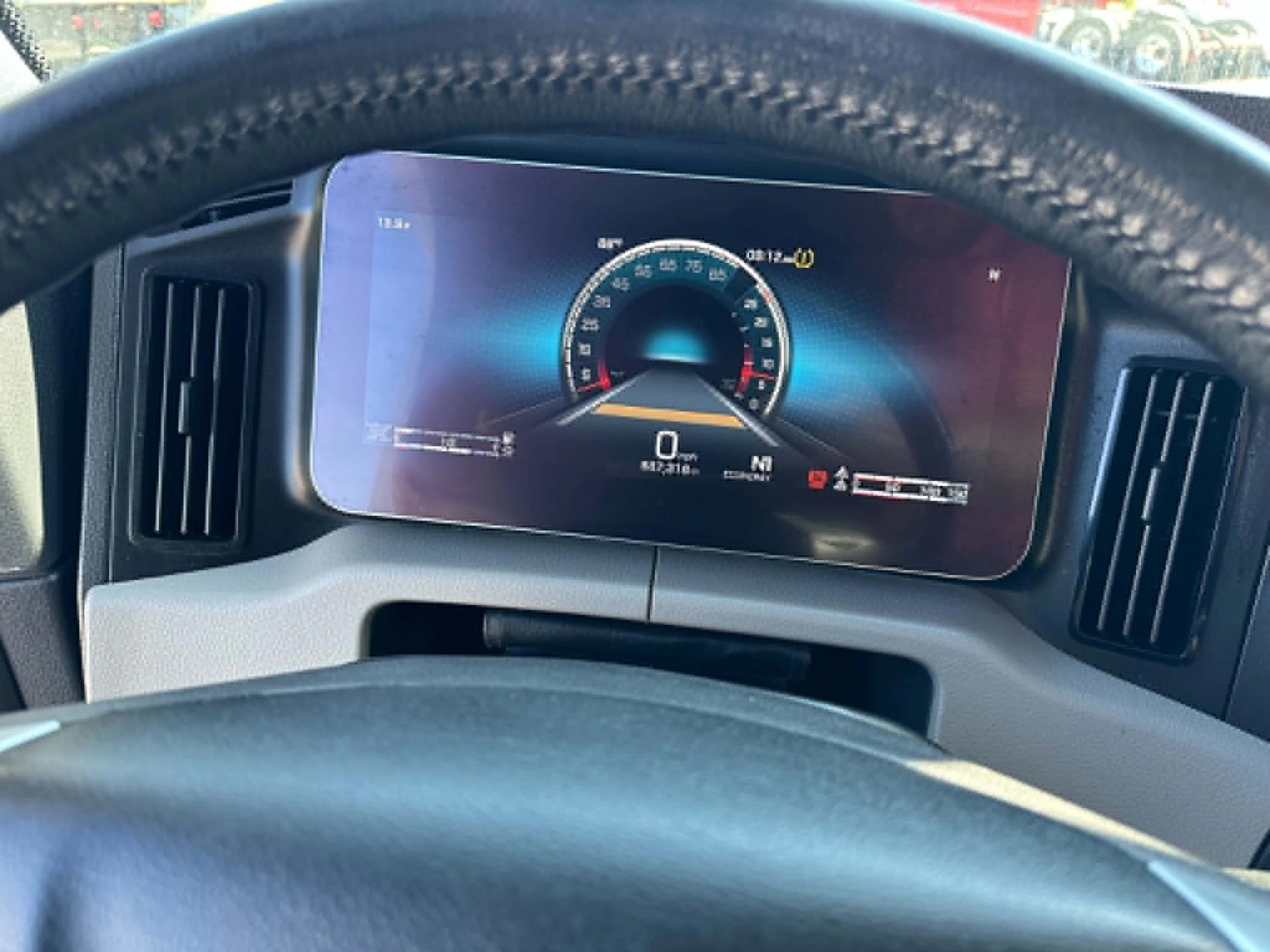 2022 Freightliner Cascadia — photo 9