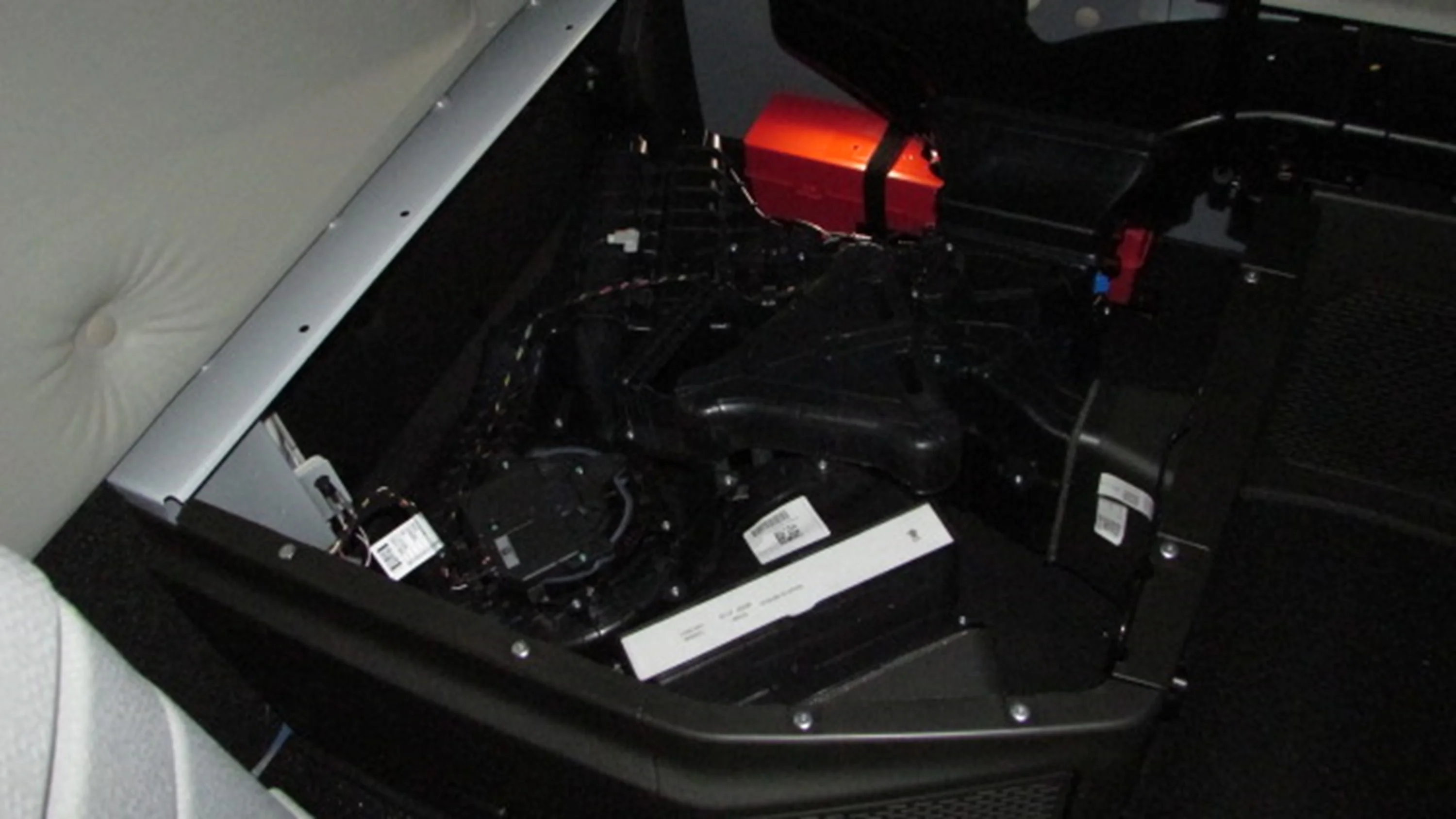 2027 Volvo in Houston, TX — photo 18