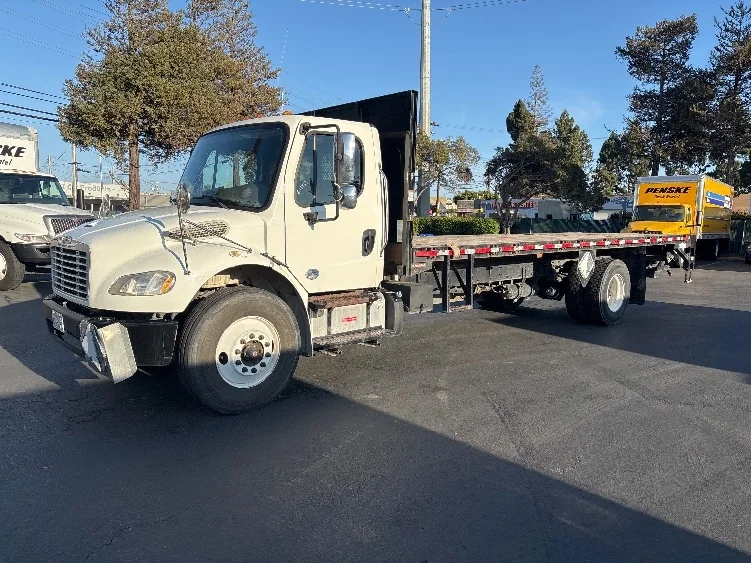 2017 Freightliner eM2 in West Sacramento, CA — photo 3
