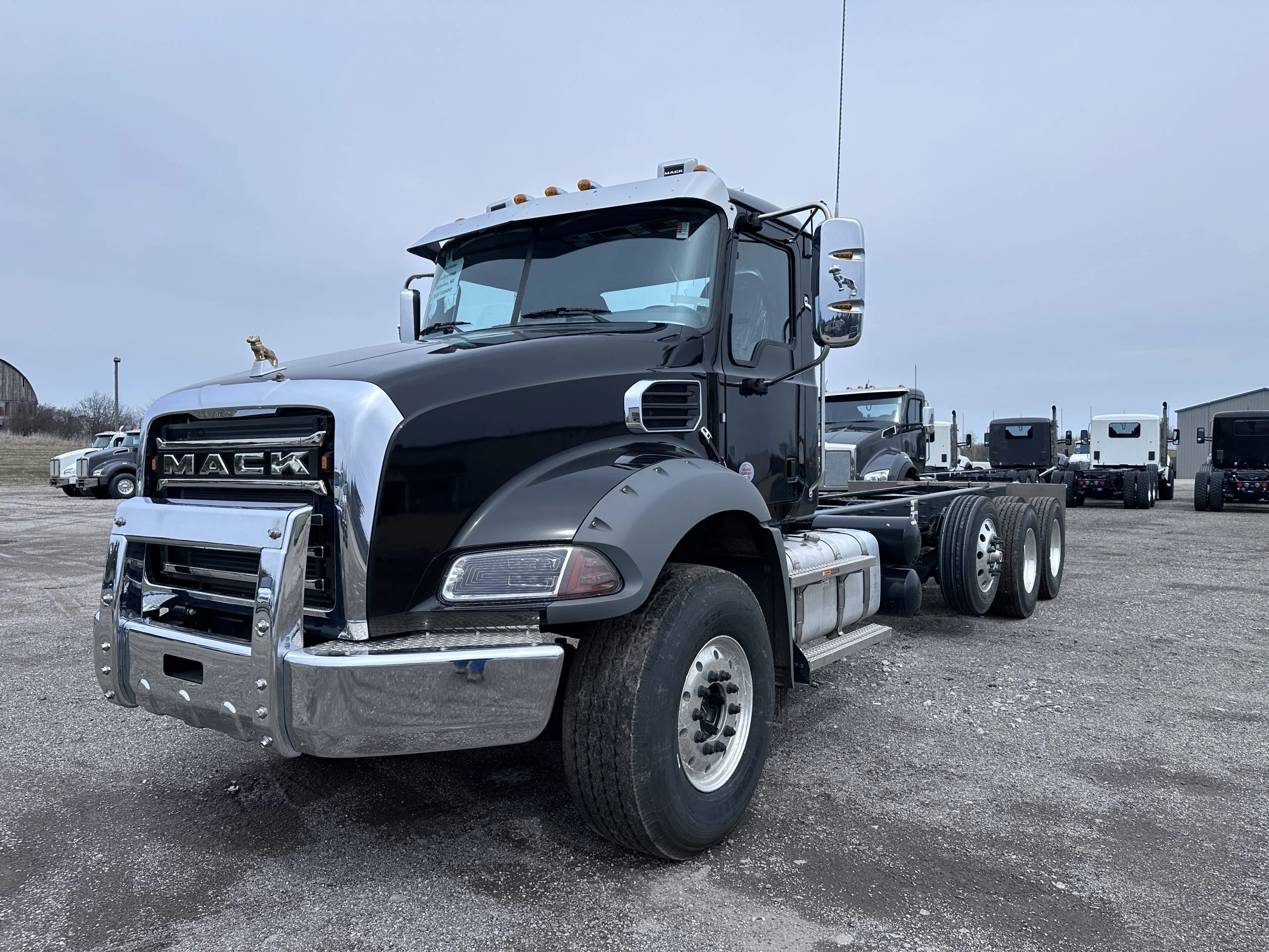 2026 Mack Granite - image 3