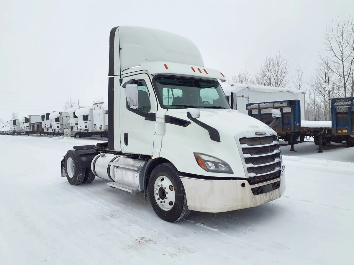 2019 Freightliner Cascadia in Wayland, MI — photo 3