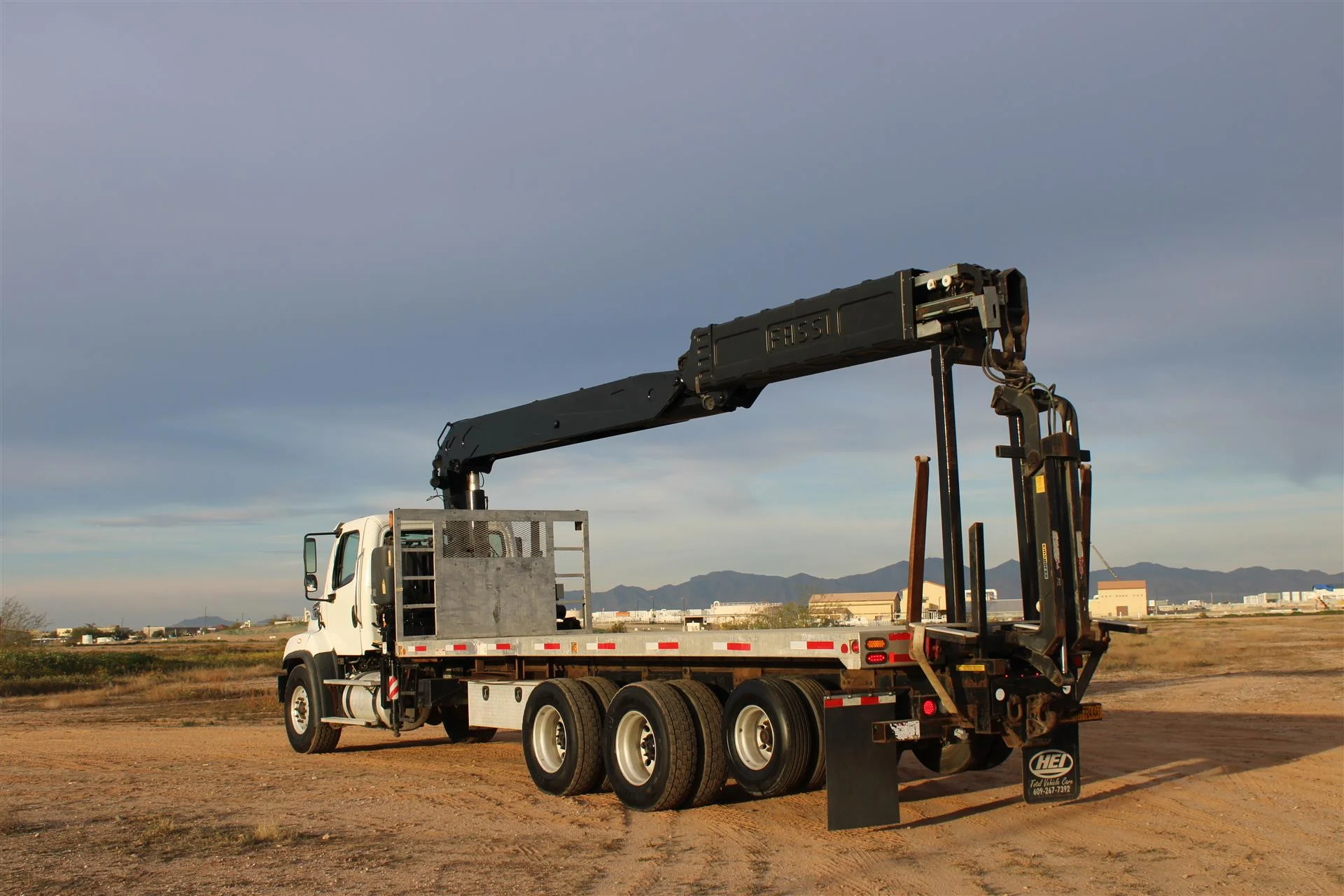 2016 Freightliner 114SD - image 7