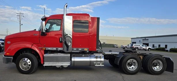 2025 International HX in MN — photo 7