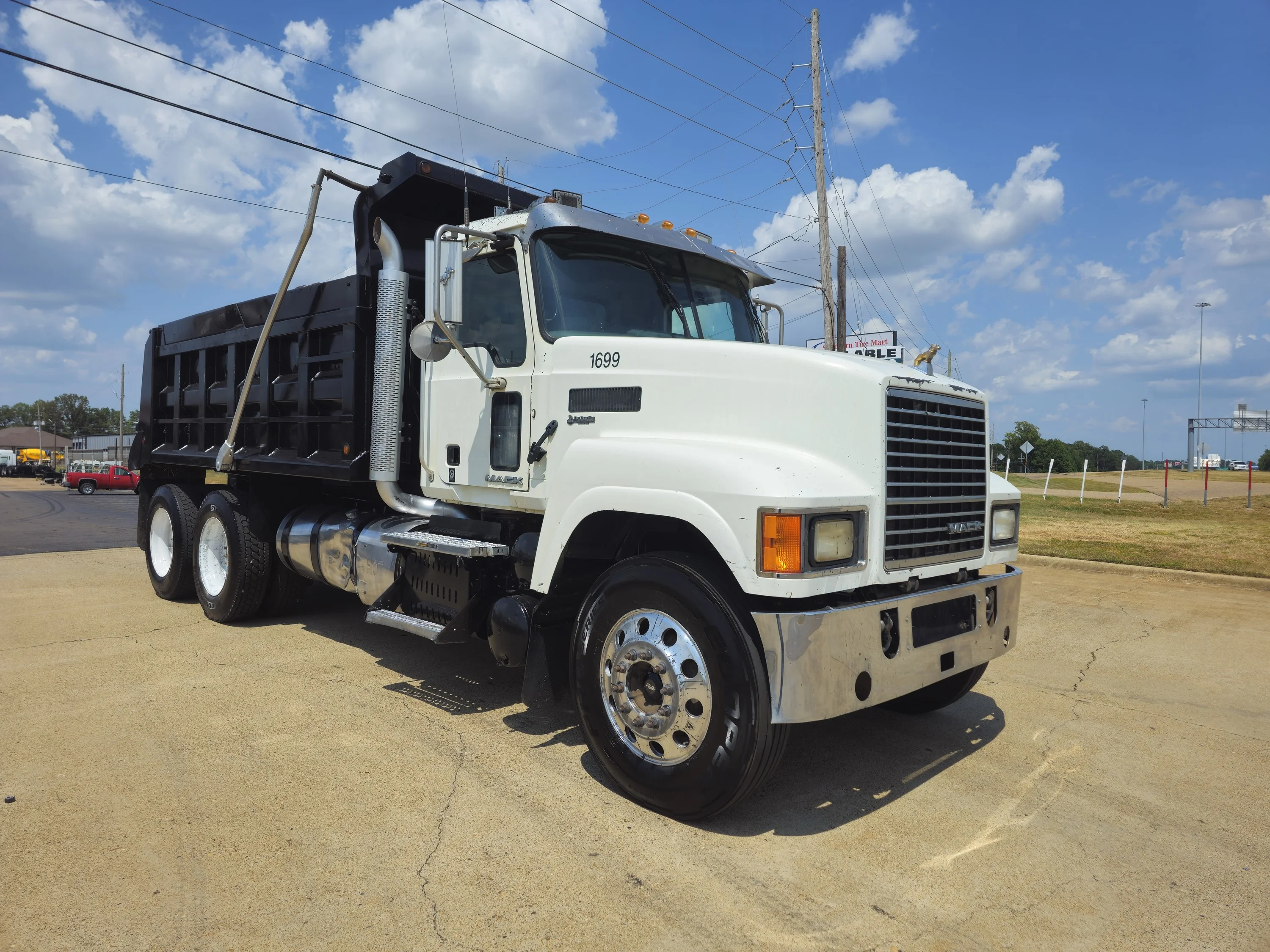 2016 Mack — photo 7