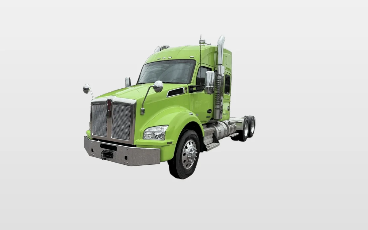 2022 KENWORTH T880 Sleeper - image 1