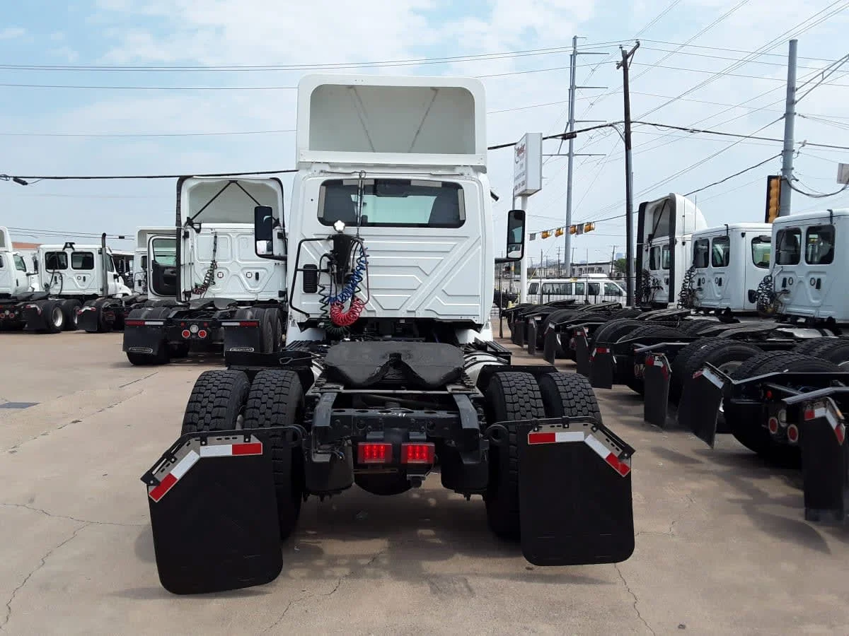 2020 International RH - image 5