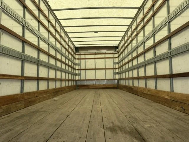 2020 Freightliner M2 106 — photo 10