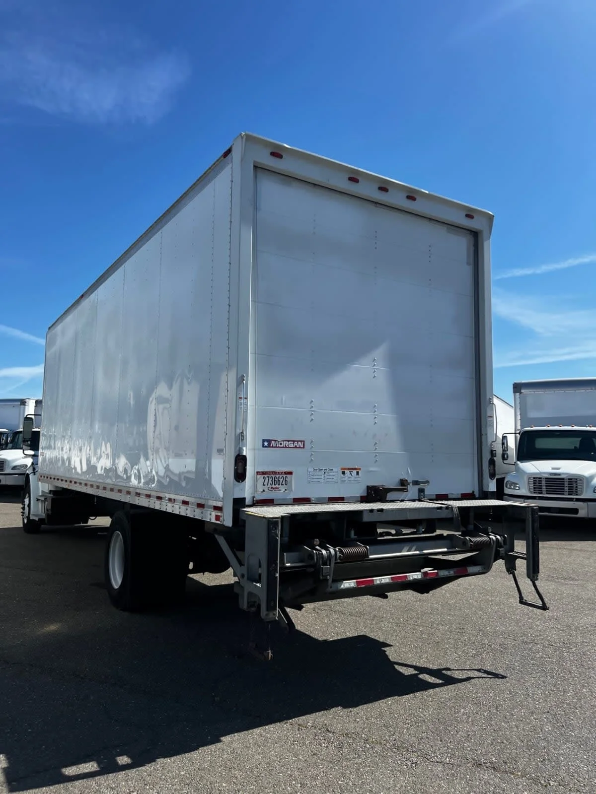 2019 Freightliner M2 106 in West Sacramento, CA — photo 6