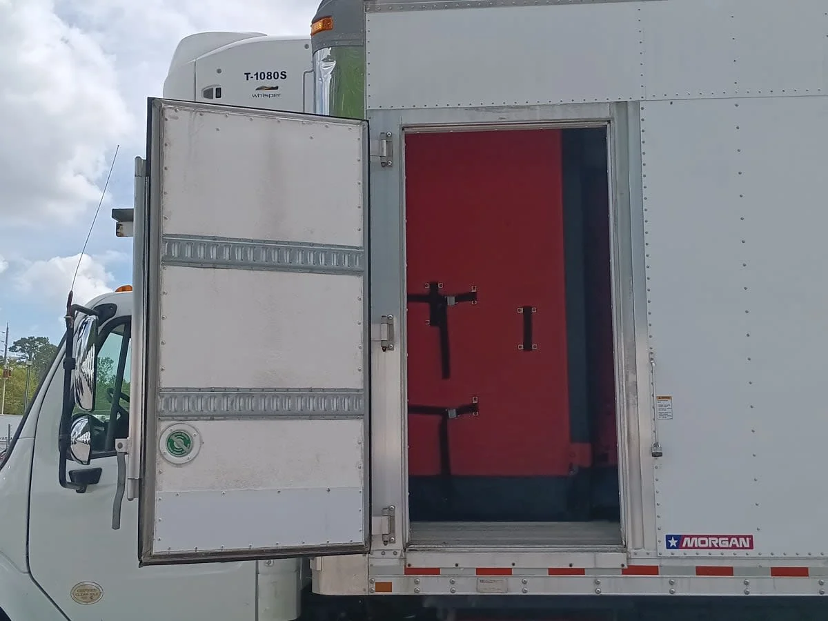 2020 Freightliner M2 106 - image 14