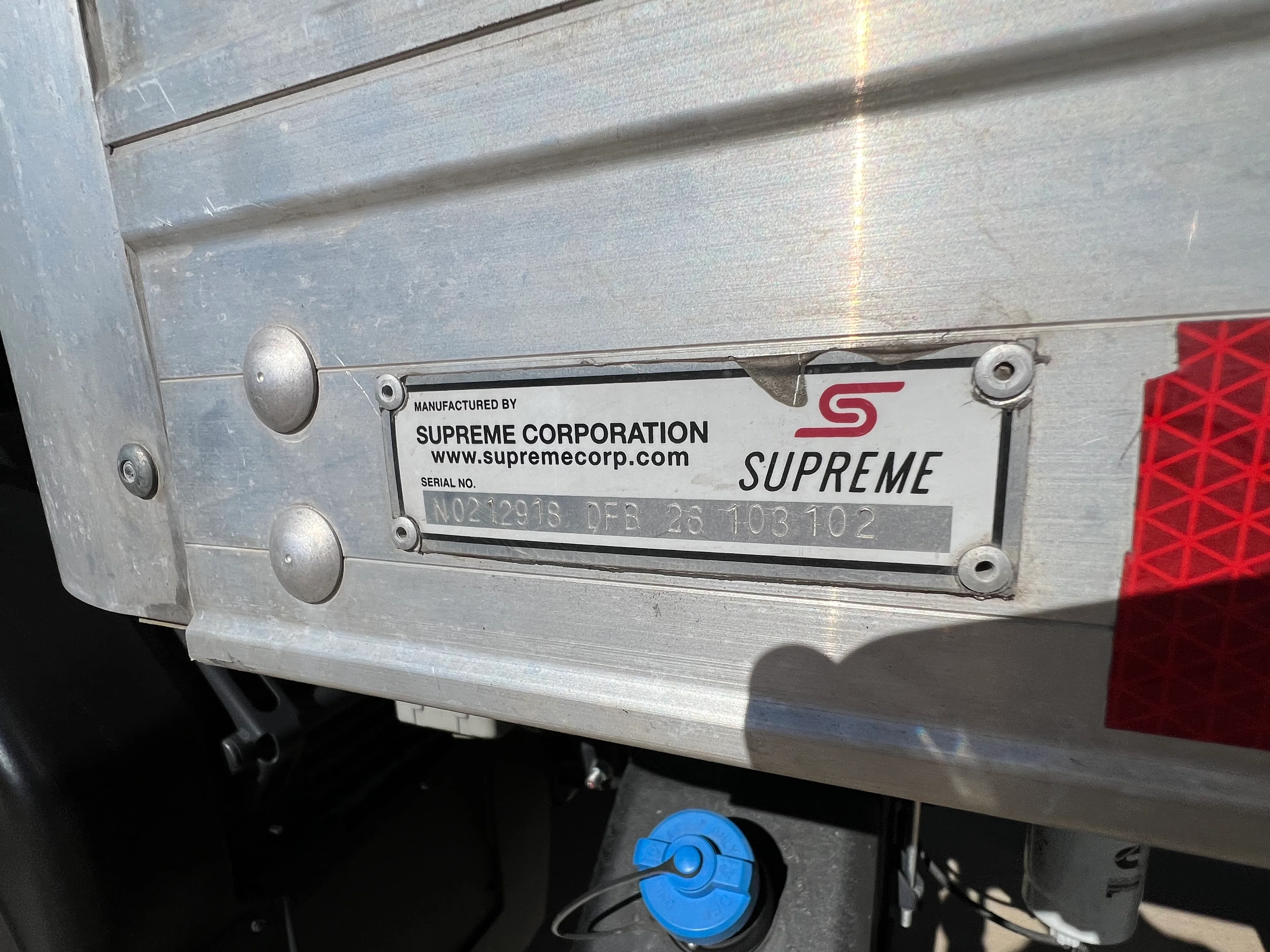 2025 Isuzu FTR - image 5