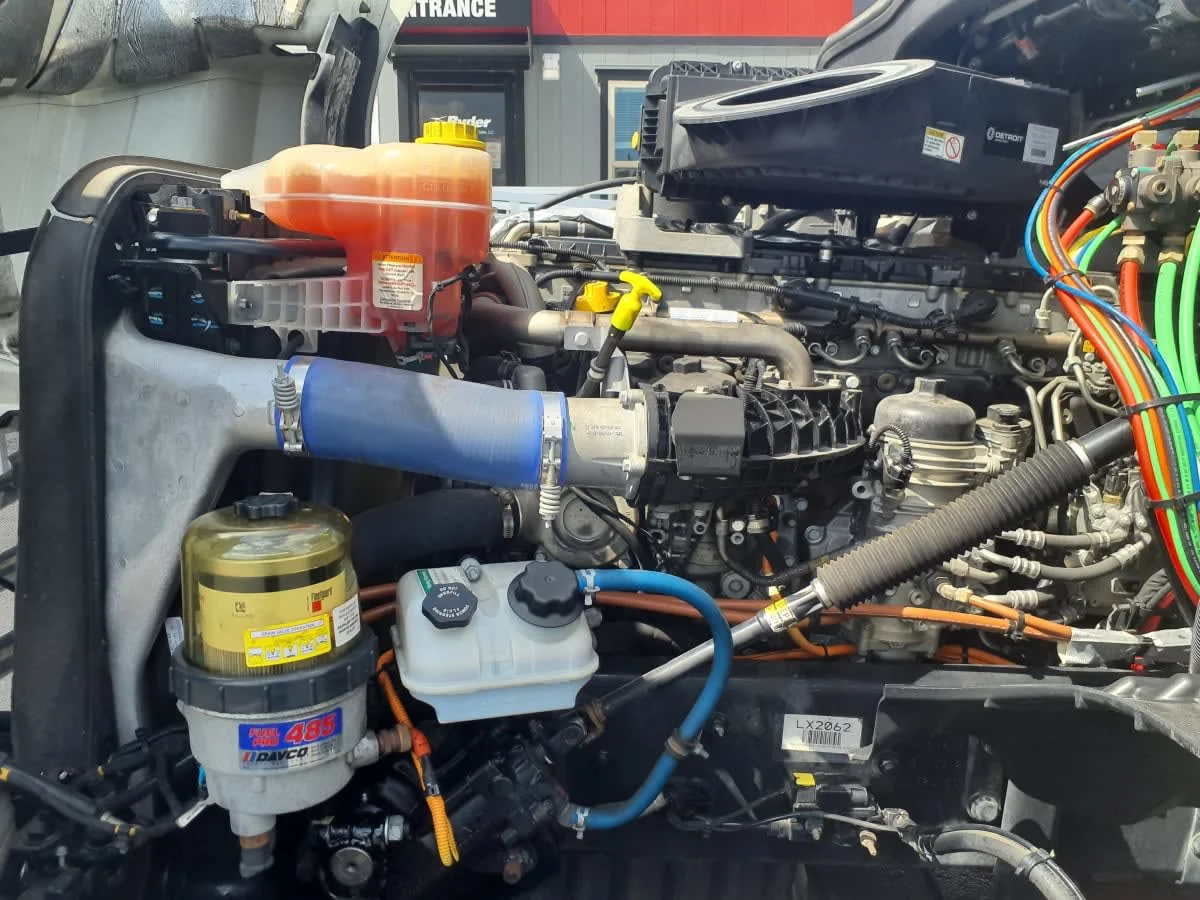 2020 Freightliner Cascadia in Clarksville, IN — photo 8