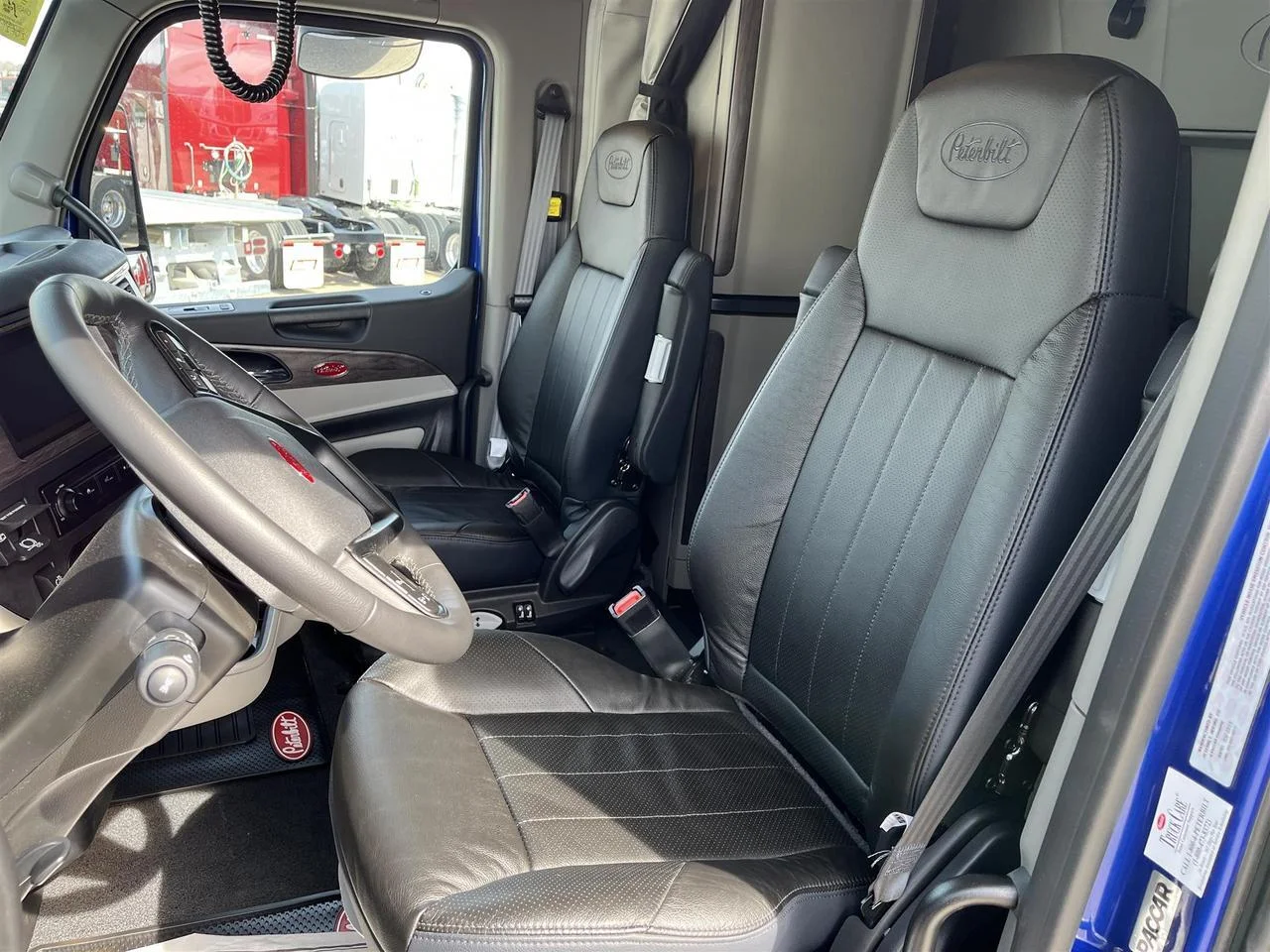 2026 Peterbilt 567 - image 7