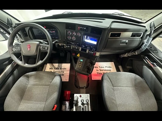 2027 Kenworth T880 in Nashville, TN — photo 2