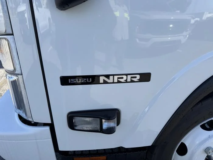 2026 Isuzu NRR — photo 26