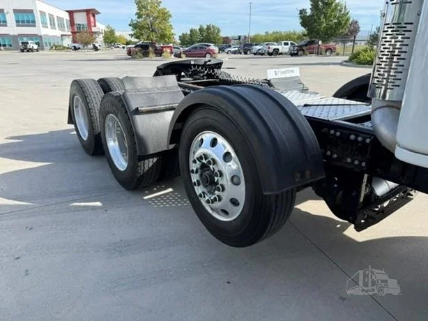2022 Freightliner Cascadia in Salt Lake City, UT — photo 4