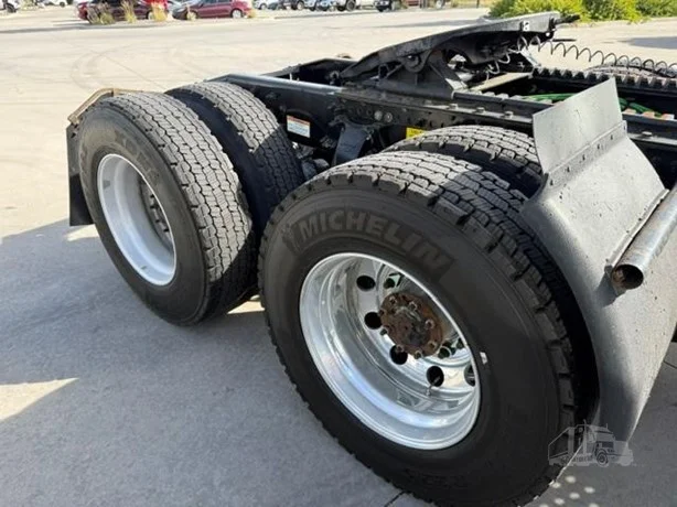 2022 Freightliner Cascadia in Salt Lake City, UT — photo 5