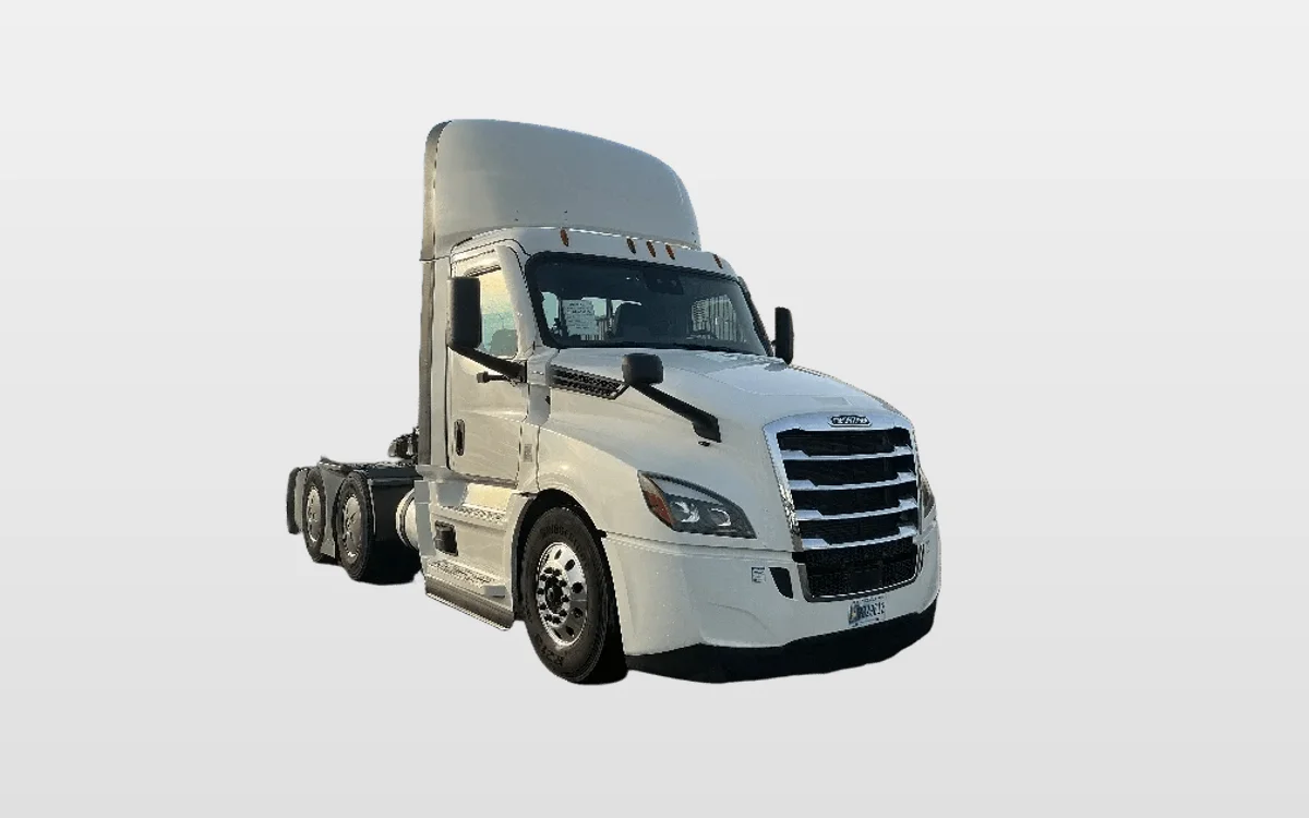 2022 Freightliner - image 1