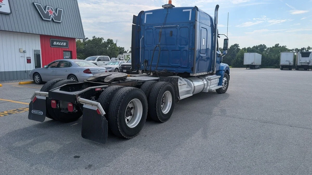 2023 Western Star 49X — photo 5