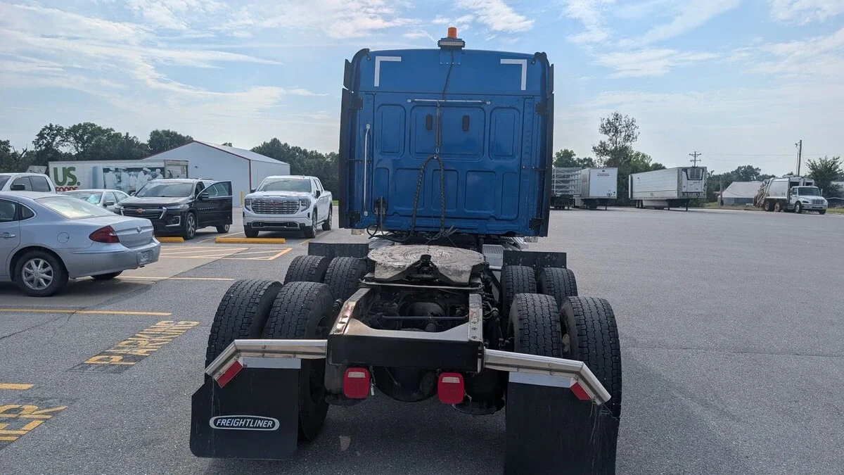 2023 Western Star 49X — photo 7