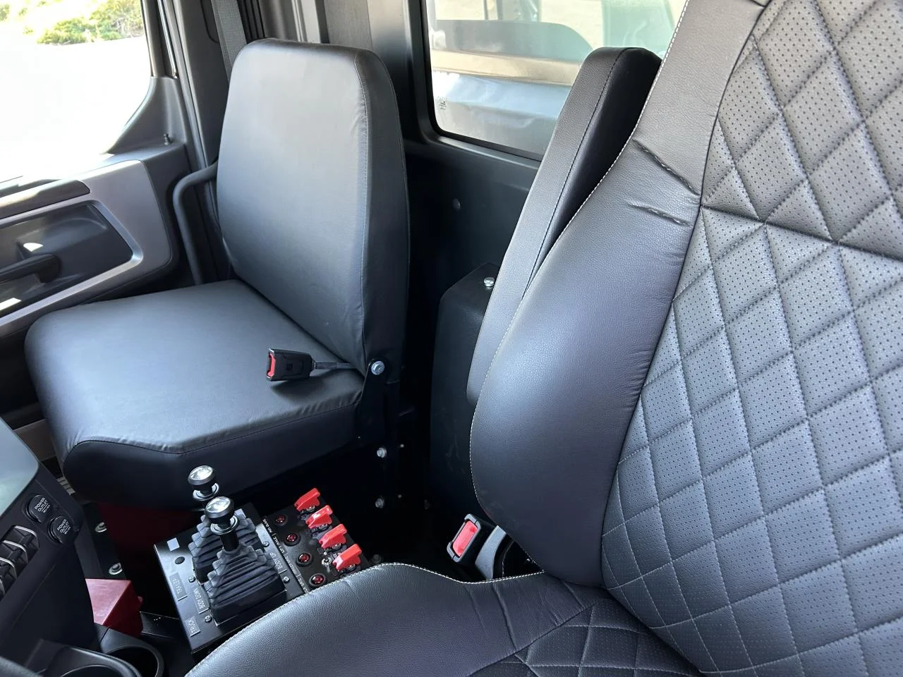 2024 Western Star 47X - image 5