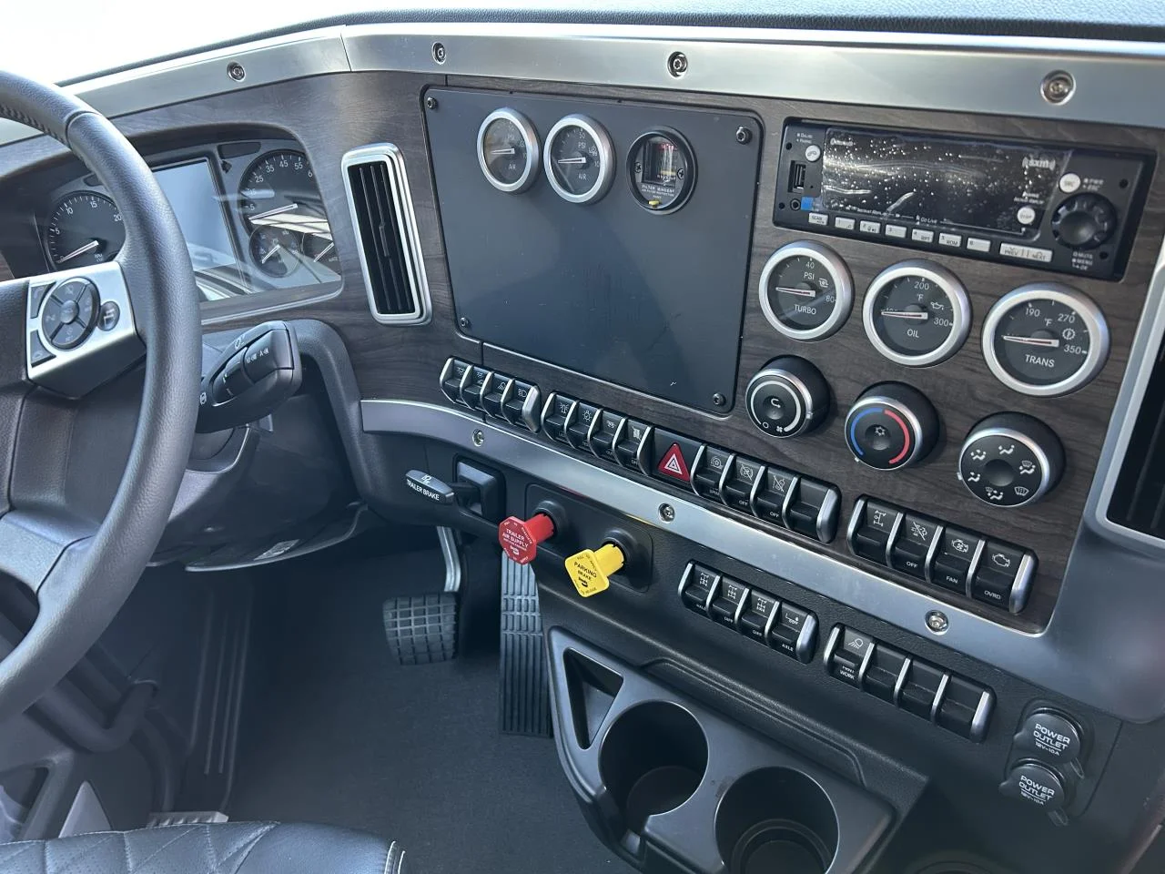 2024 Western Star 47X - image 6