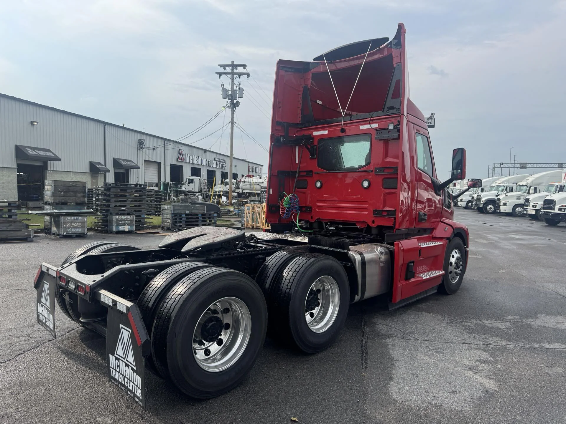 2026 Mack Pioneer - image 4