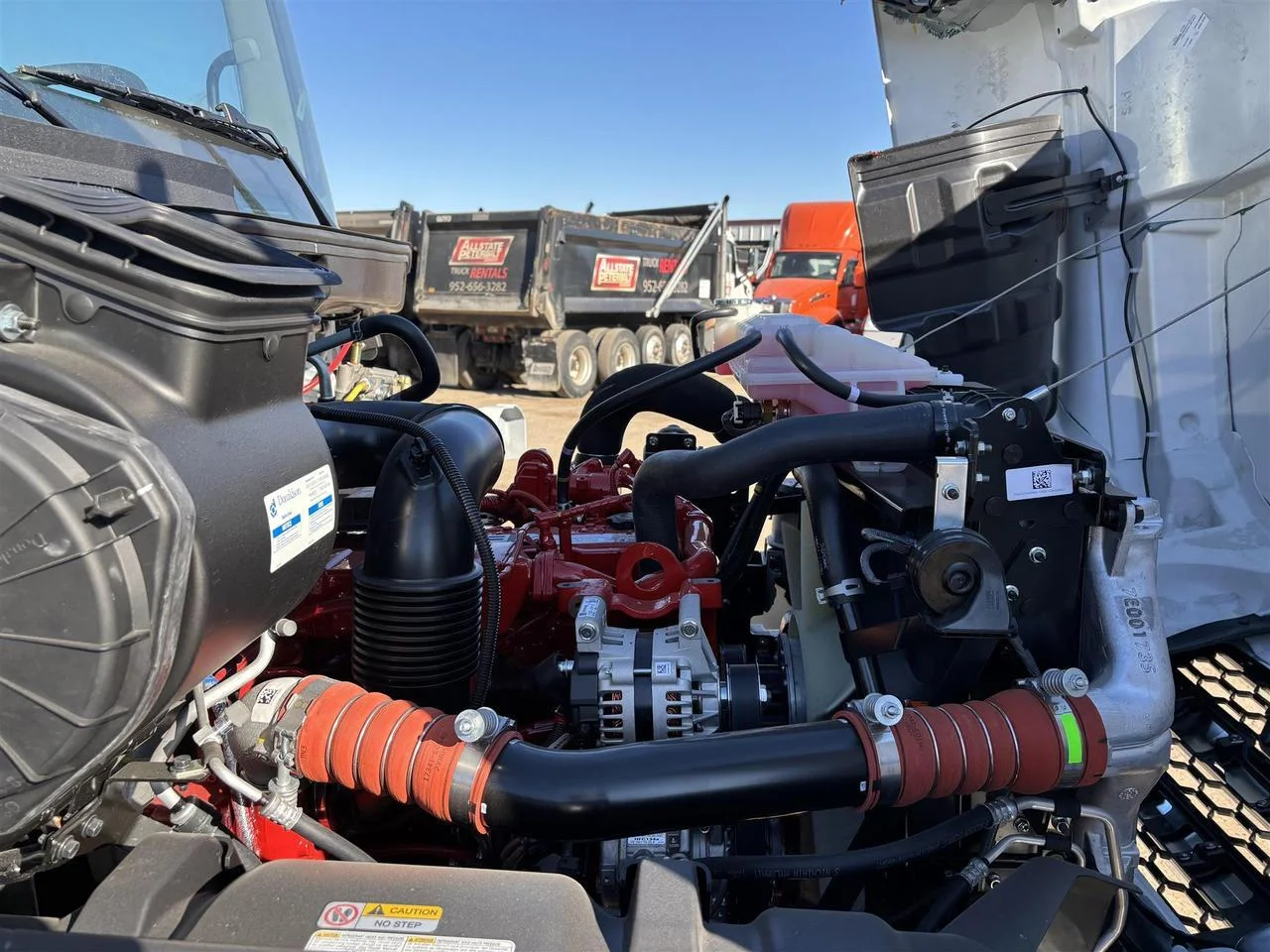 2026 Hino L6 - image 3