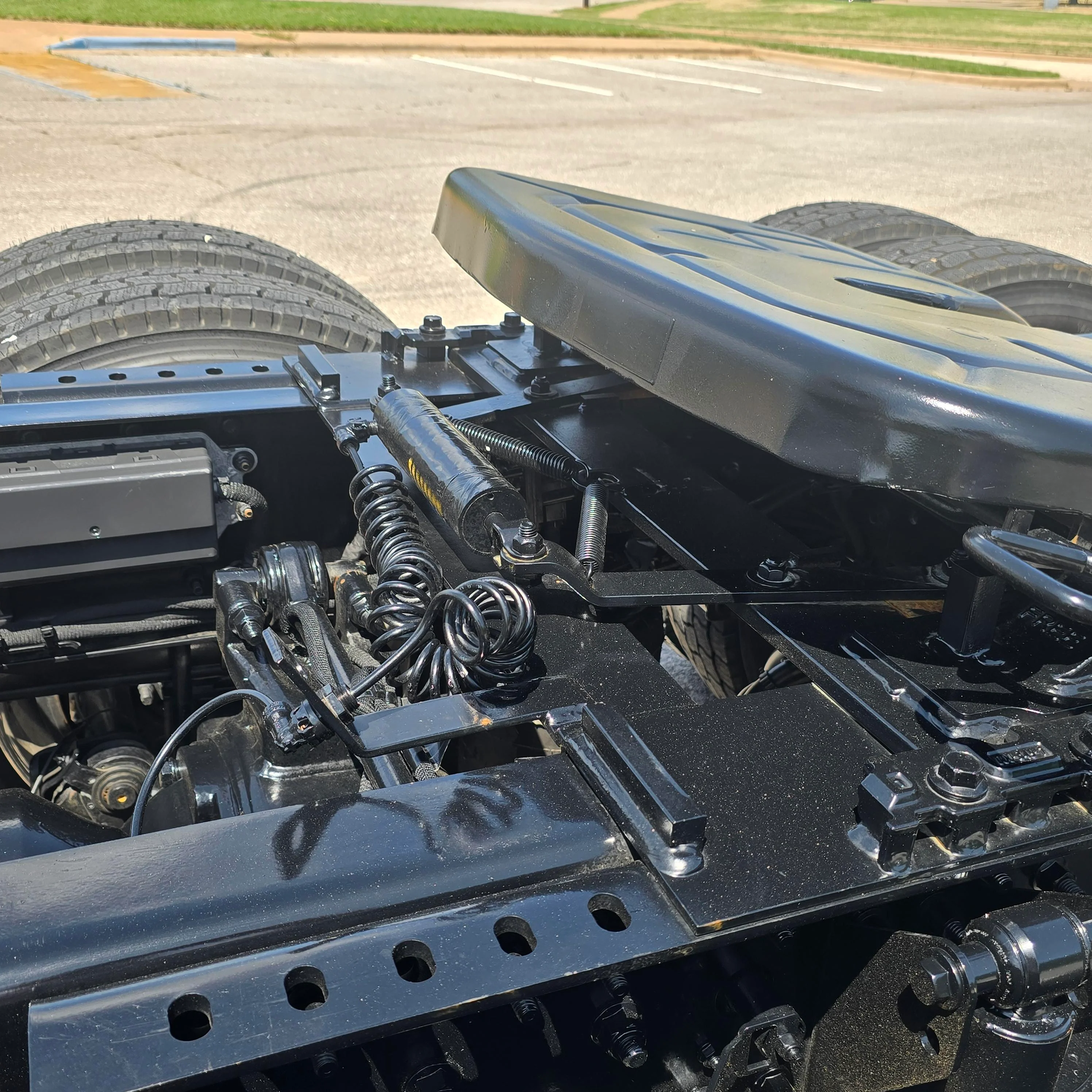 2027 Mack Anthem in Wichita Falls, TX — photo 15