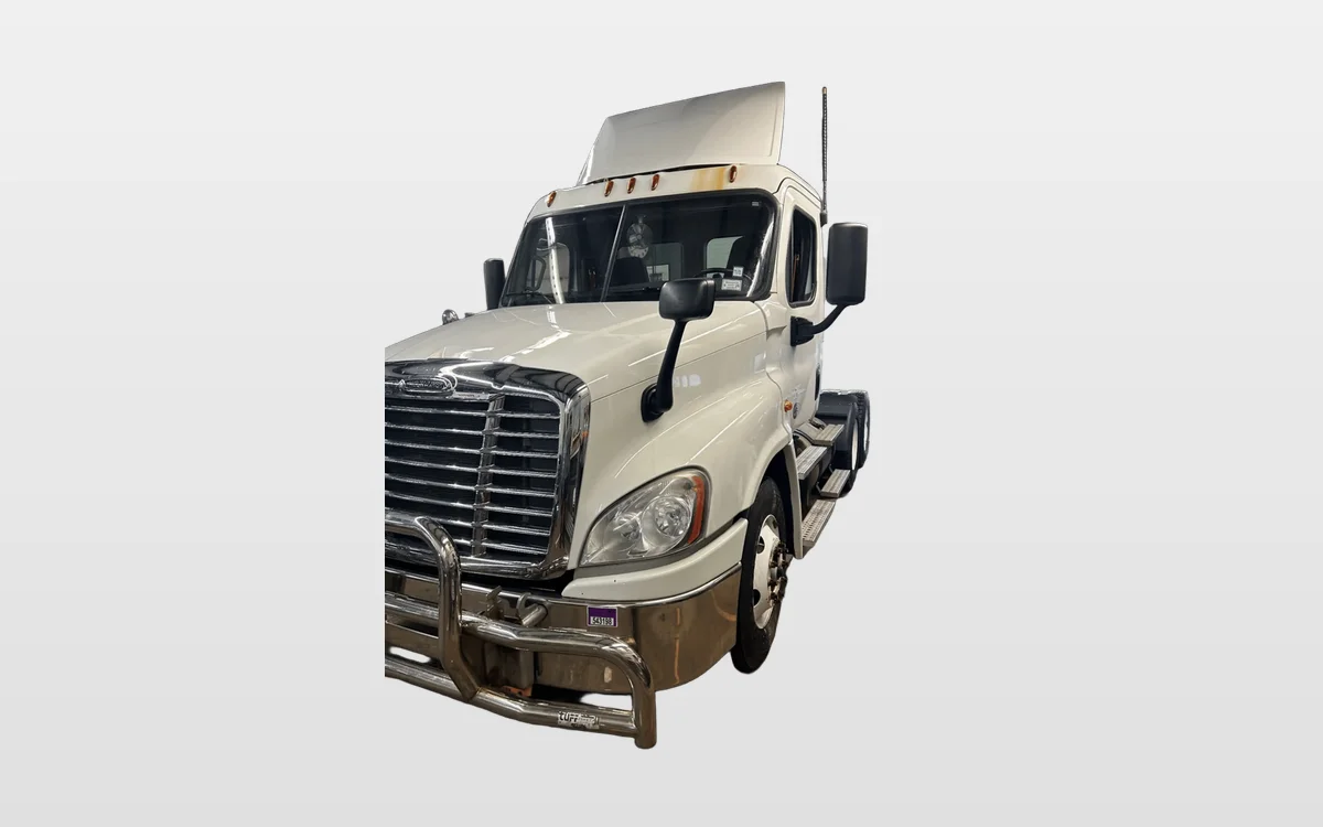 2018 Freightliner - image 1