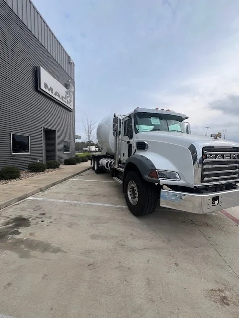 2026 Mack Granite in Houston, TX — photo 2