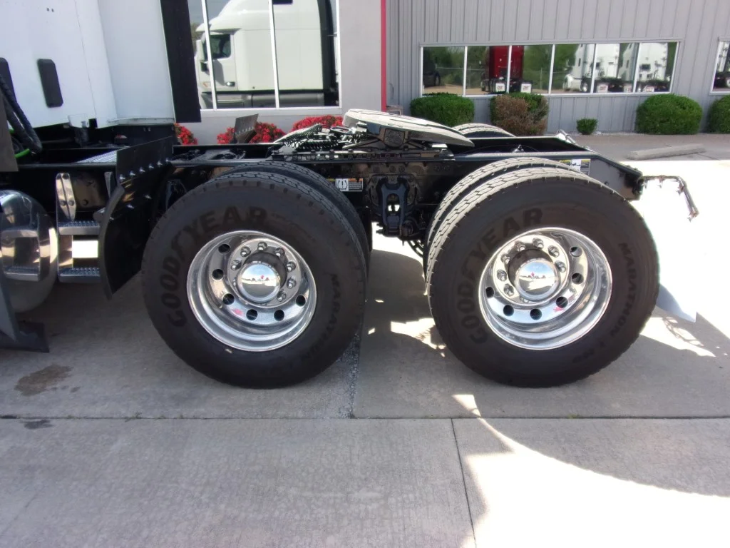 2021 Peterbilt 579 in Fort Smith, AR — photo 10