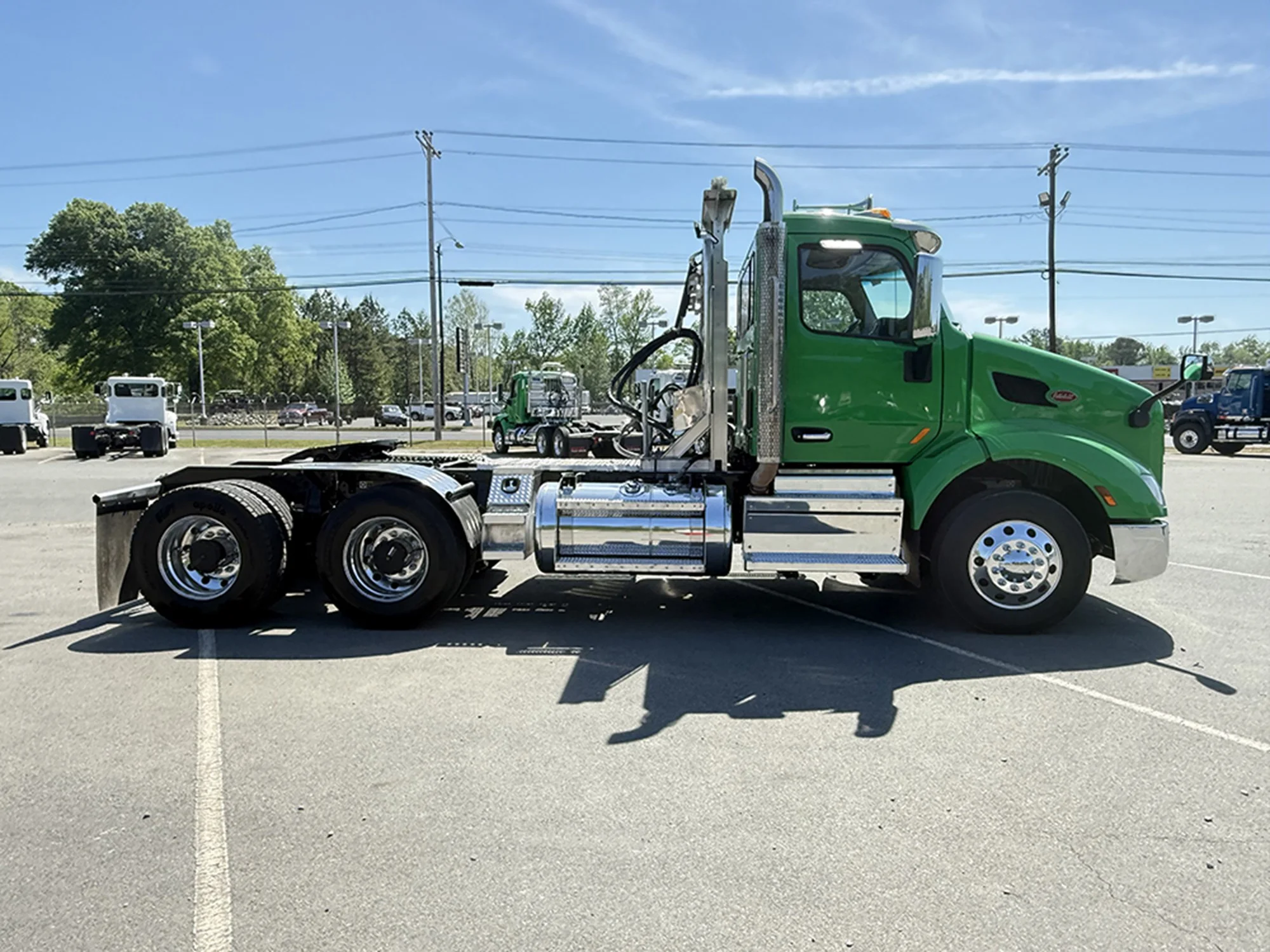 2020 Peterbilt 579 - image 3