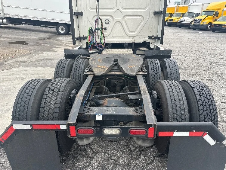 2021 Freightliner Cascadia in Atlanta (Forest Park), GA — photo 6