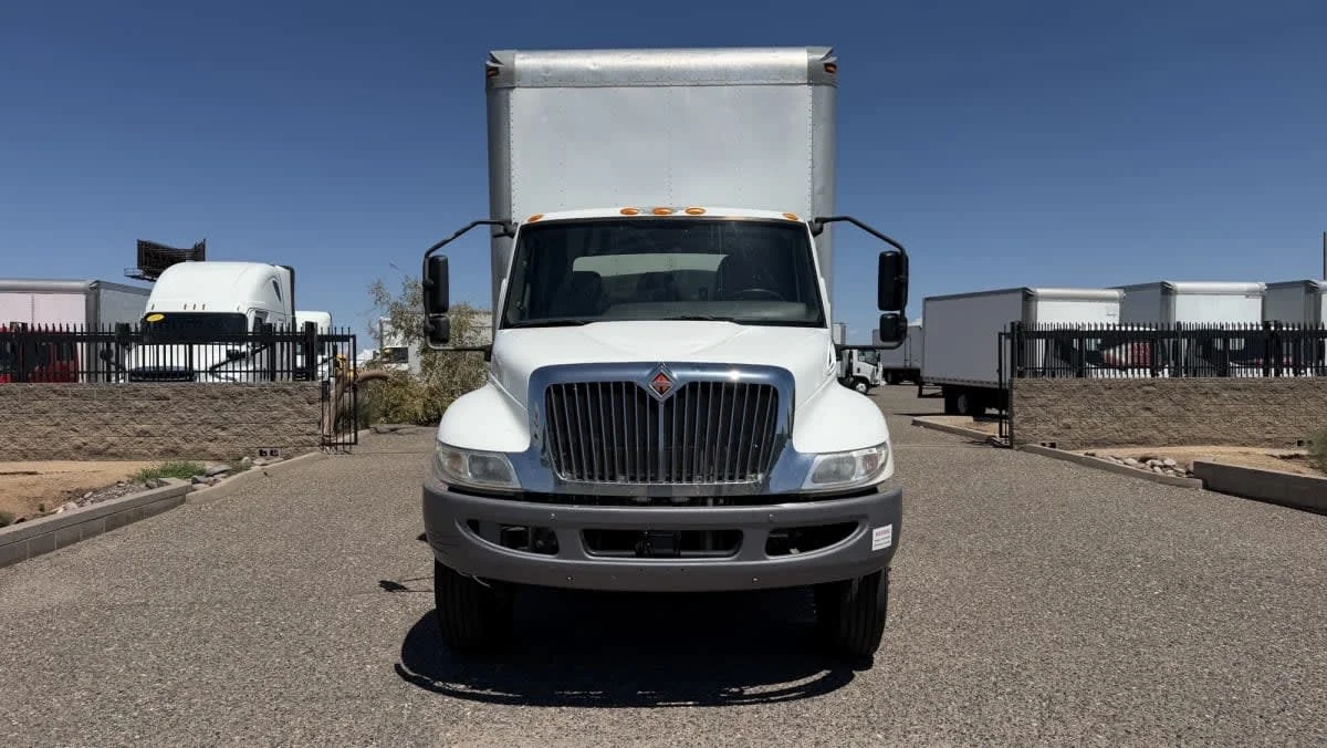 2019 International MV in Phoenix, AZ — photo 2
