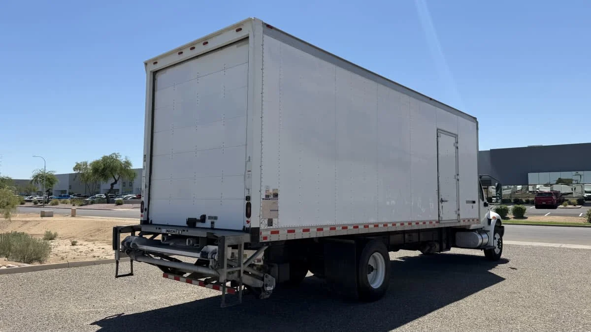 2019 International MV in Phoenix, AZ — photo 4