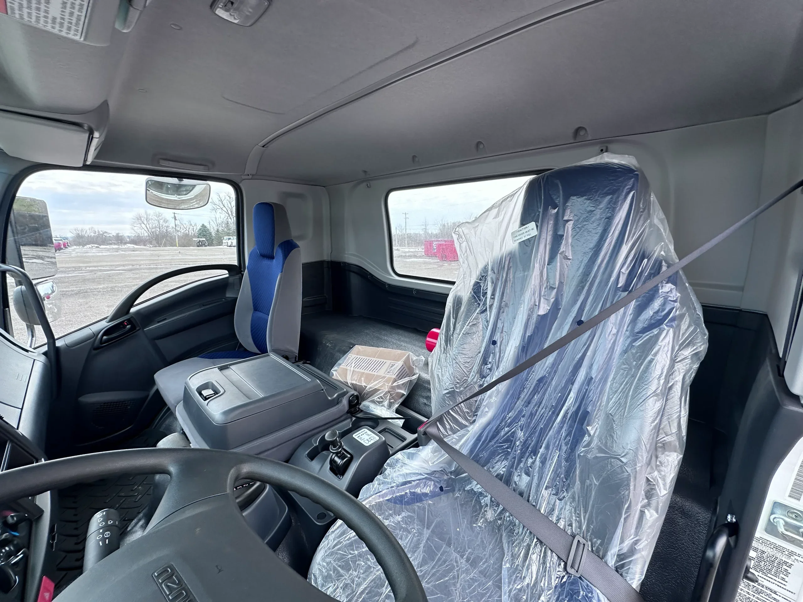 2025 Isuzu FTR - image 6