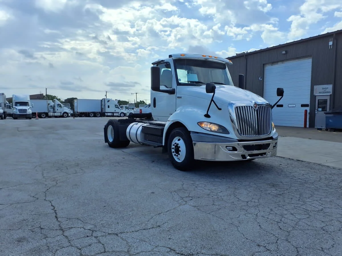 2019 International RH - image 3