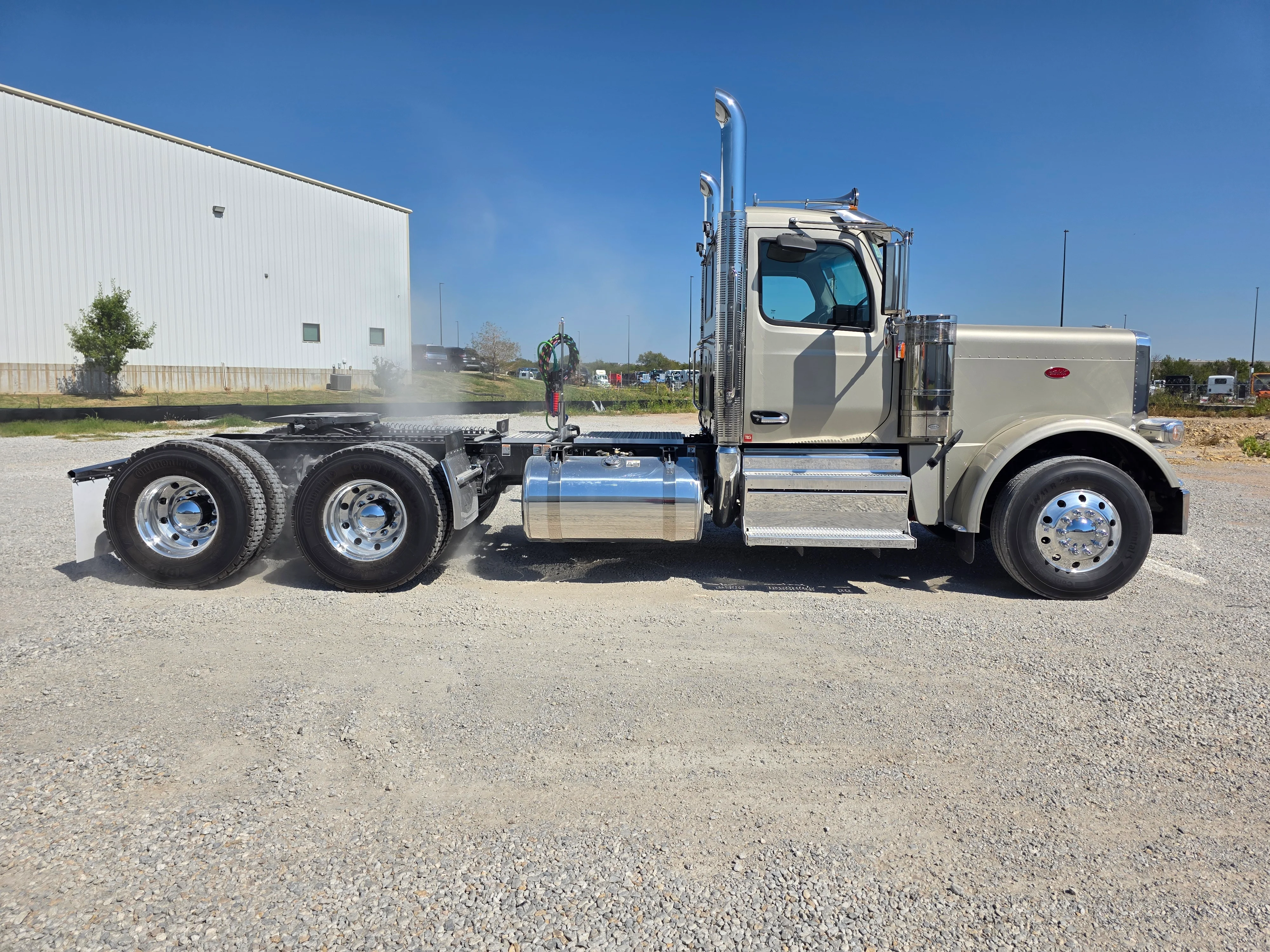 2026 Peterbilt 589 in O'fallon, MO — photo 6