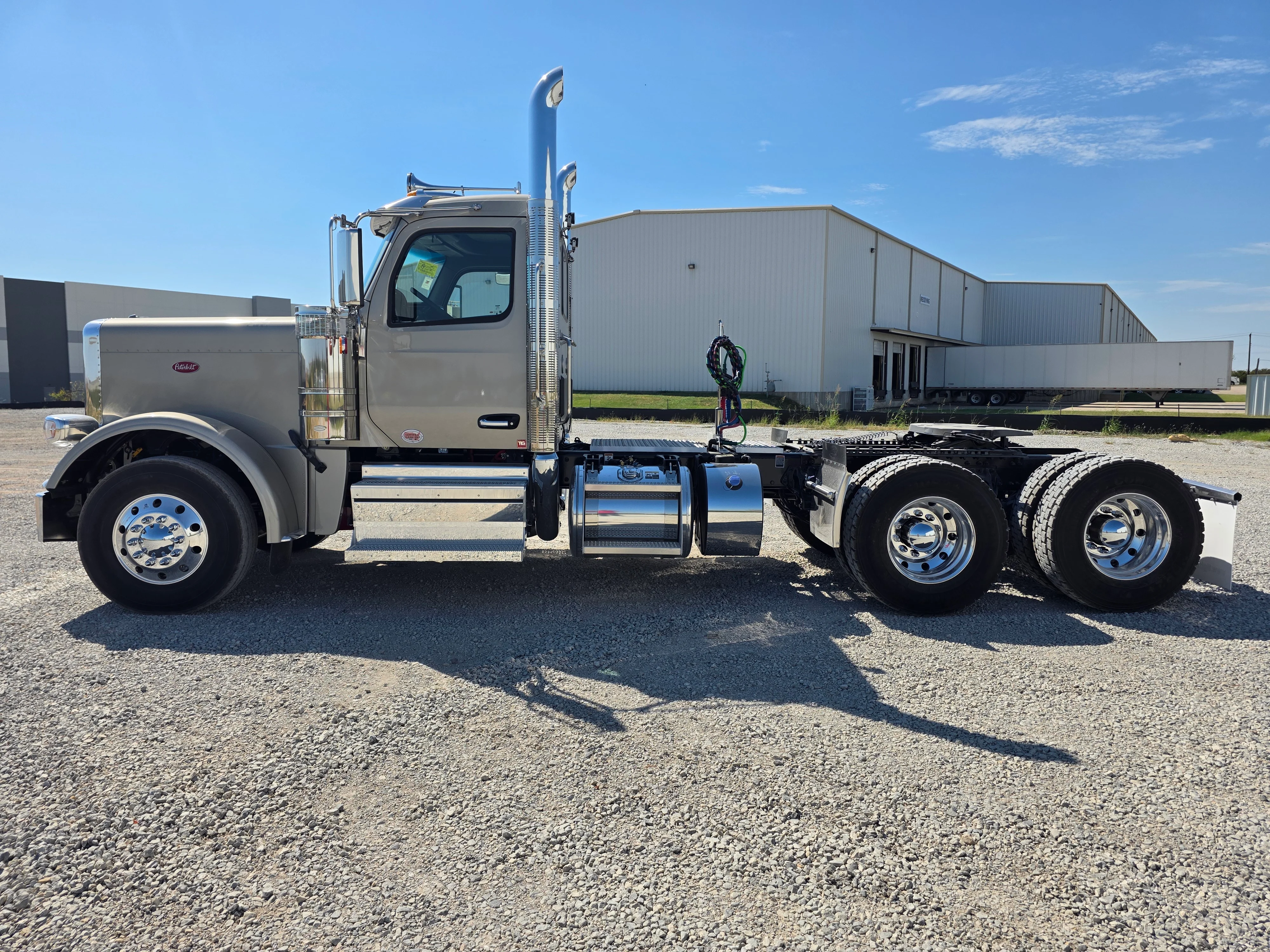 2026 Peterbilt 589 in O'fallon, MO — photo 2